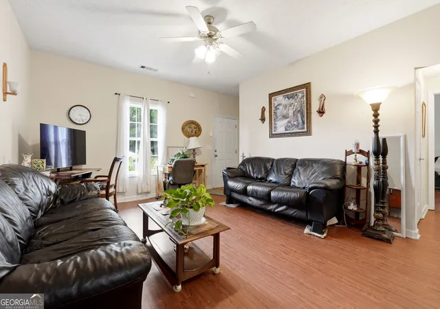 5th image of 105 Twin Pines Ct, Dallas, GA 30132 | MLS# 10819280