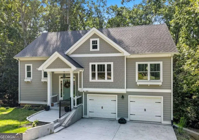 Photo 2 of Sale Pending at 3466 Crown Dr, Gainesville, GA 30506 | MLS# 10706479 | Listing updated on 2026-08-13