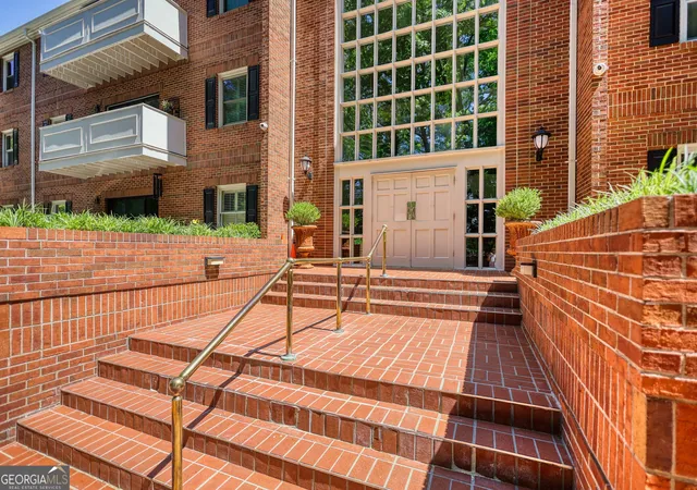 Photo 3 of Condo for sale at 107 Ridley Howard Ct, Decatur, GA 30030 | MLS# 10741496 | Listing updated on 2026-09-24