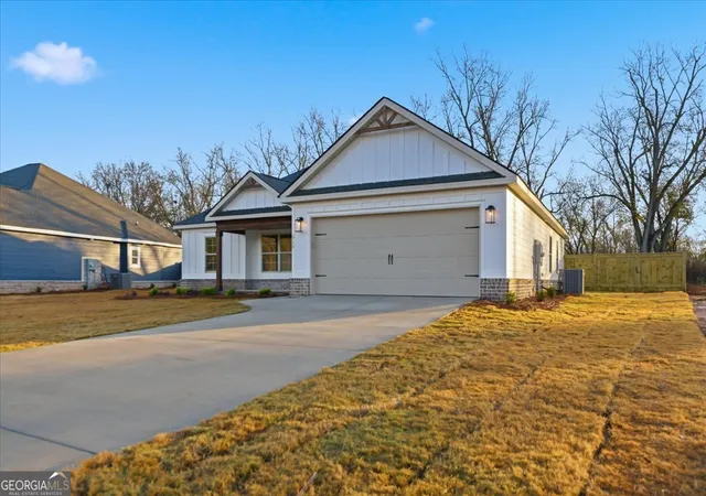 Photo 2 of Sale Pending at 514 New Hope, Perry, GA 31069 | MLS# 10663033 | Listing updated on 2026-02-02
