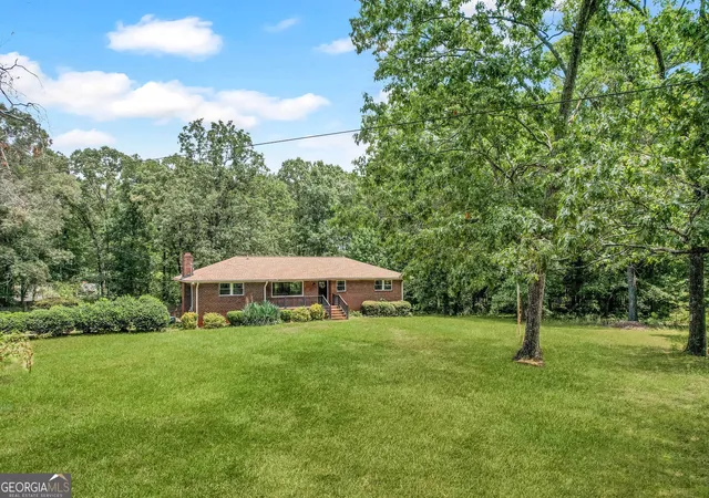 Photo 4 of Single family home for sale at 7034 Capps Ferry Rd, Douglasville, GA 30135 | MLS# 10836104 | Listing updated on 2026-09-13