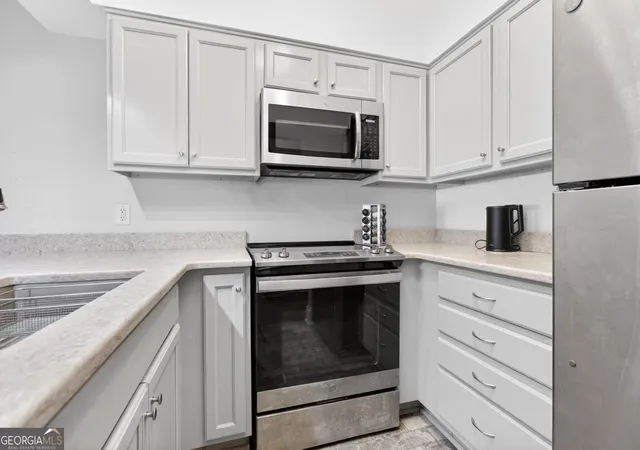 2nd image of 2855 Peachtree Rd Ne #109, Atlanta, GA 30305 | MLS# 10780572