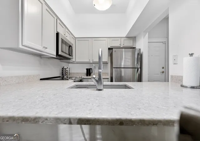 3rd image of 2855 Peachtree Rd Ne #109, Atlanta, GA 30305 | MLS# 10780572
