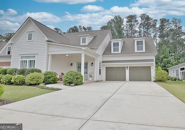 Photo 2 of Sale Pending at 216 Bandon Way, Peachtree City, GA 30269 | MLS# 10801735 | Listing updated on 2026-09-08
