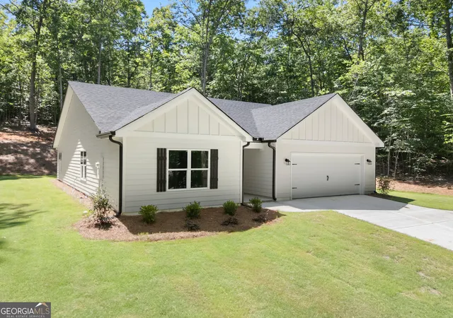 Homes for sale in Martin, GA | 299 Shore Crest Dr, Martin, GA 30577 | MLS# 10754144