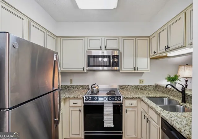 2nd image of 1800 Clairmont Lake #A116, Decatur, GA 30033 | MLS# 10795111