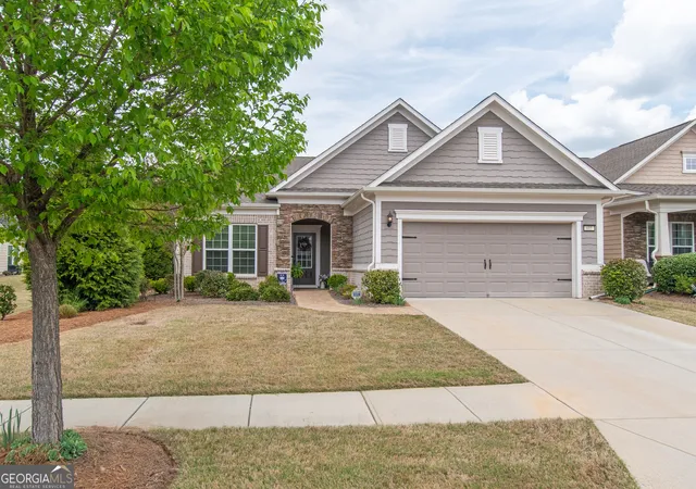 Photo 2 of Single family home for sale at 605 Daffodil Dr, Griffin, GA 30223 | MLS# 10799701 | Listing updated on 2026-07-25