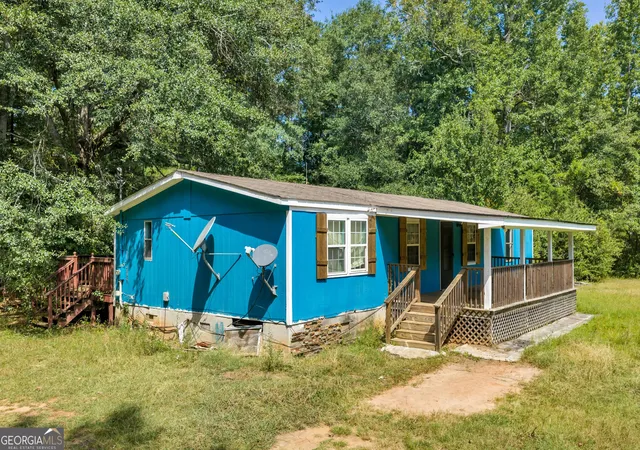 Photo 2 of Sale Pending at 201 Midway Rd, Barnesville, GA 30204 | MLS# 10827335 | Listing updated on 2026-10-05