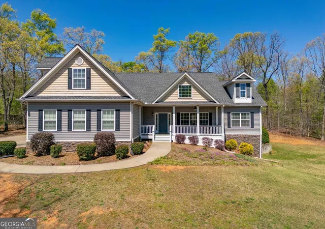 Homes for sale in Mount Airy, GA | 268 N Woods Dr, Mount Airy, GA 30563 | MLS# 10728594