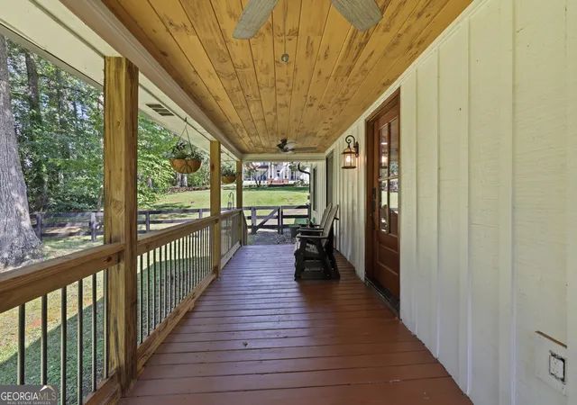 Photo 3 of Single family home for sale at 500 Ketron Dr, Clarkesville, GA 30523 | MLS# 10808819 | Listing updated on 2026-08-28