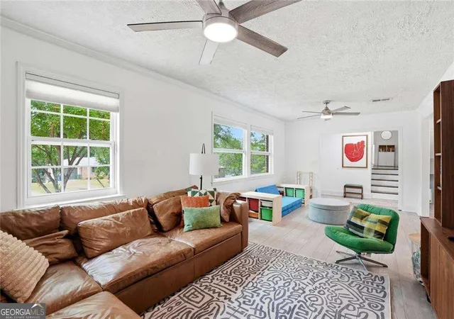 Photo 4 of Sale Pending at 1720 Mary Lou Ln SE, Atlanta, GA 30316 | MLS# 10790397 | Listing updated on 2026-10-19