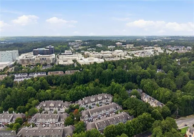 Photo 4 of Townhouse for sale at 5110 Woodland Ln, Alpharetta, GA 30009 | MLS# 10823030 | Listing updated on 2026-09-16