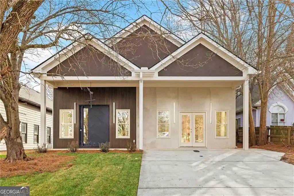 Photo 1 of Single family home for sale at 1056 Lester Ave Se, Atlanta, GA 30316 | MLS# 10876115 | Listing updated on 2026-10-21