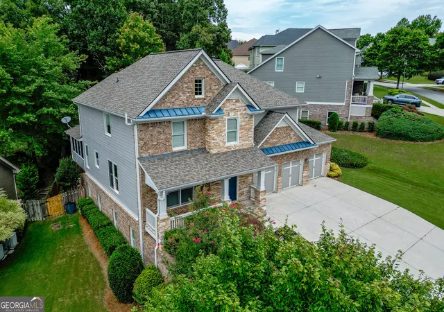 Photo 3 of Single family home for sale at 7563 Brookstone Cir, Flowery Branch, GA 30542 | MLS# 10835144 | Listing updated on 2026-09-20