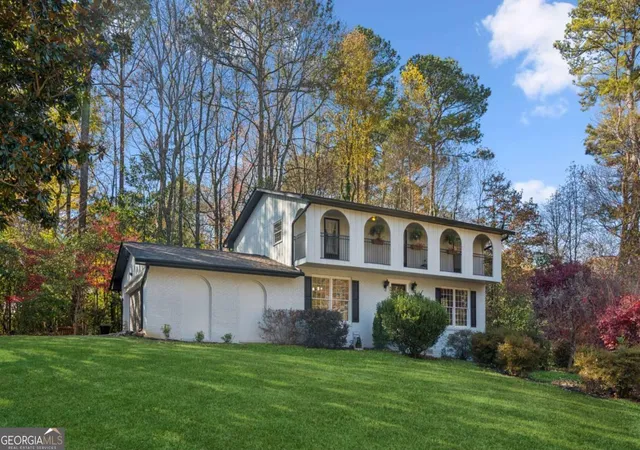 3rd image of 4894 Macbain Ln, Atlanta, GA 30360 | MLS# 10817518