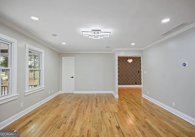 Photo 4 of Sale Pending at 73 Indian Trl, Marietta, GA 30068 | MLS# 10835328 | Listing updated on 2026-09-14
