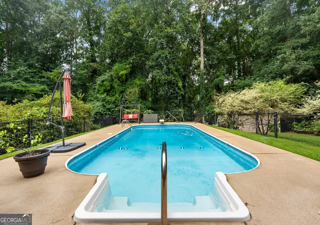 Homes for sale in Lagrange, GA | 321 Woodfield Cir, Lagrange, GA 30240 | MLS# 10800432