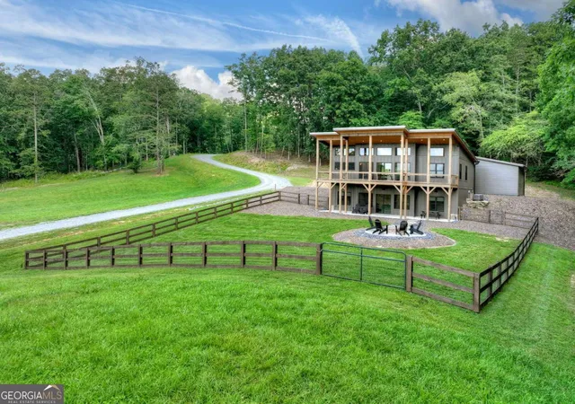 Photo 3 of Single family home for sale at 246 Bearden Farm Overlook, Blue Ridge, GA 30513 | MLS# 10800579 | Listing updated on 2026-07-21