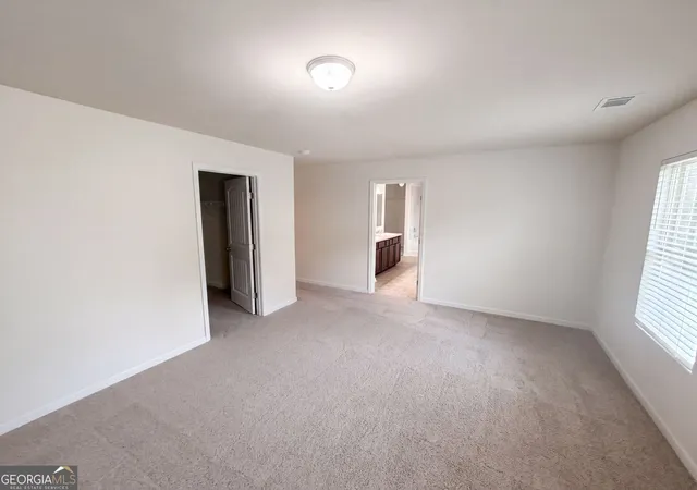 Photo 3 of Single family home for sale at 611 Dodson Lake Ct, Fairburn, GA 30213 | MLS# 10821892 | Listing updated on 2026-10-02
