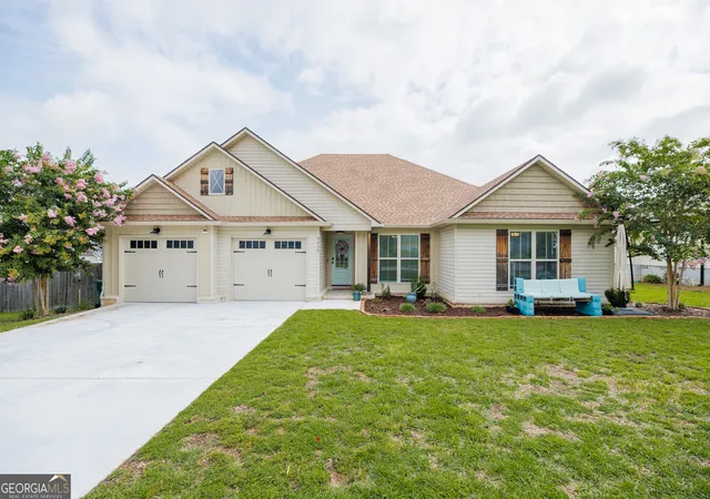 1st image of 4032 Gramercy Dr, Valdosta, GA 31605 | MLS# 10791845