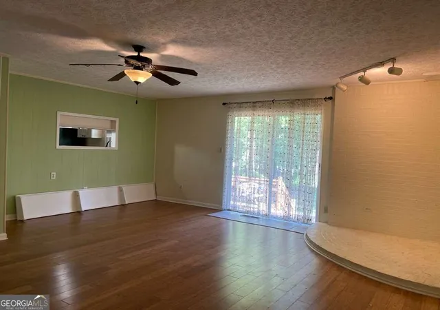 Photo 3 of Single family home for sale at 1071 Dials Ml Spur, Statham, GA 30666 | MLS# 10780632 | Listing updated on 2026-09-14