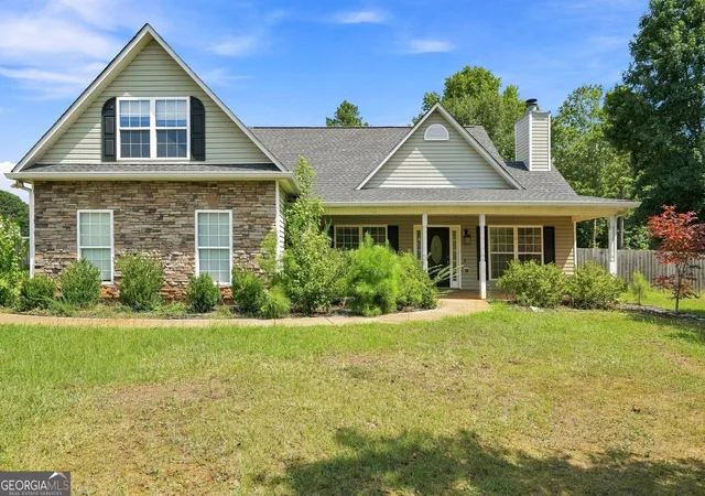 1st image of 102 Independent Ct, Griffin, GA 30224 | MLS# 10824098