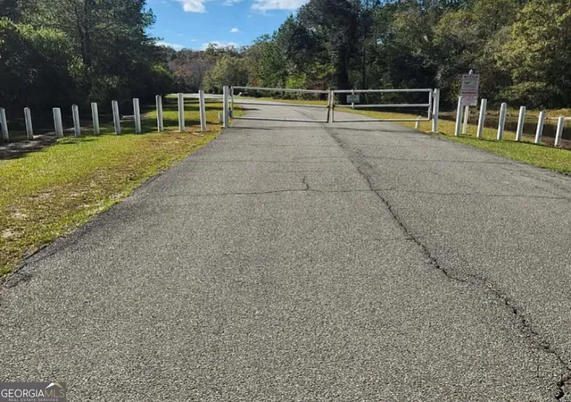 4th image of 415 Lake Deborah Dr, Folkston, GA 31537 | MLS# 10789246