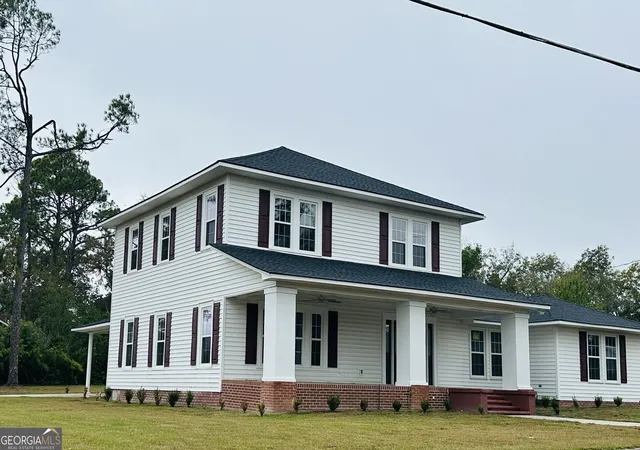2nd image of 78 2nd Ave, Mc Rae Helena, GA 31055 | MLS# 10797551