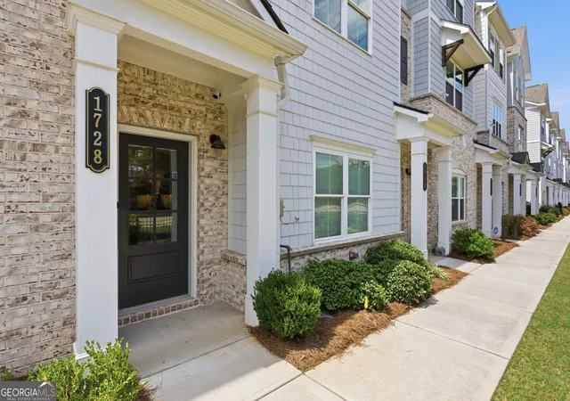 Photo 2 of Townhouse for sale at 1728 Evenstad Wy, Smyrna, GA 30080 | MLS# 10825152 | Listing updated on 2026-08-27