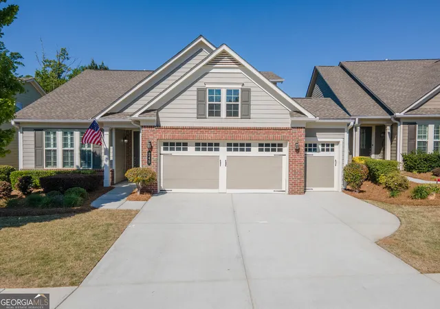 Photo 1 of Single family home for sale at 245 Spruce Pine Cir, Peachtree City, GA 30269 | MLS# 10738248 | Listing updated on 2026-10-02