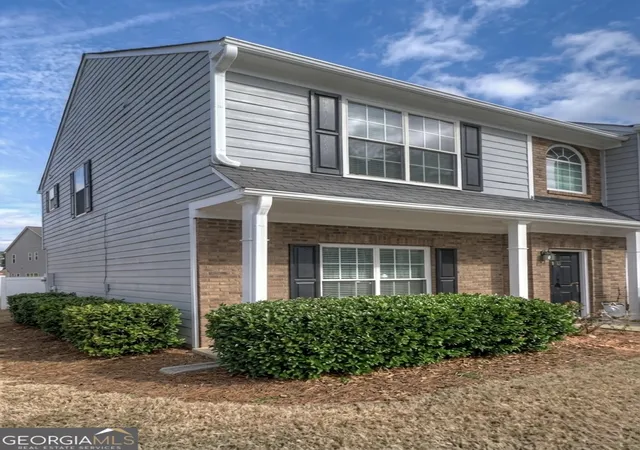 Photo 2 of Townhouse for sale at 2851 Walden Lake Bnd, Decatur, GA 30035 | MLS# 10742521 | Listing updated on 2026-09-14