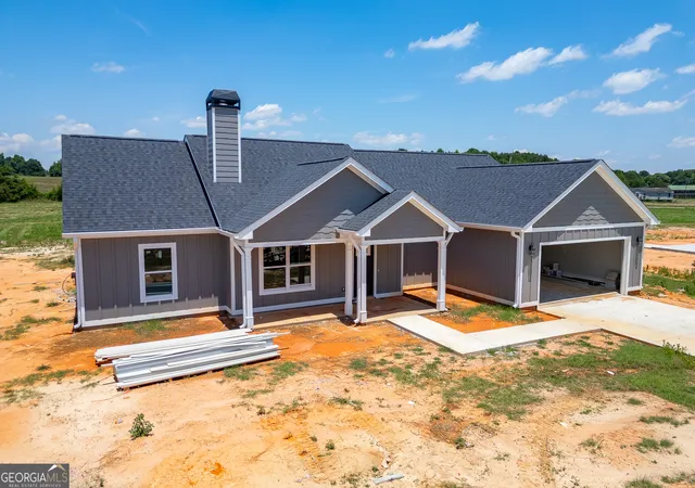 2nd image of 102 Creek Stone Dr #15, Hartwell, GA 30643 | MLS# 10805184