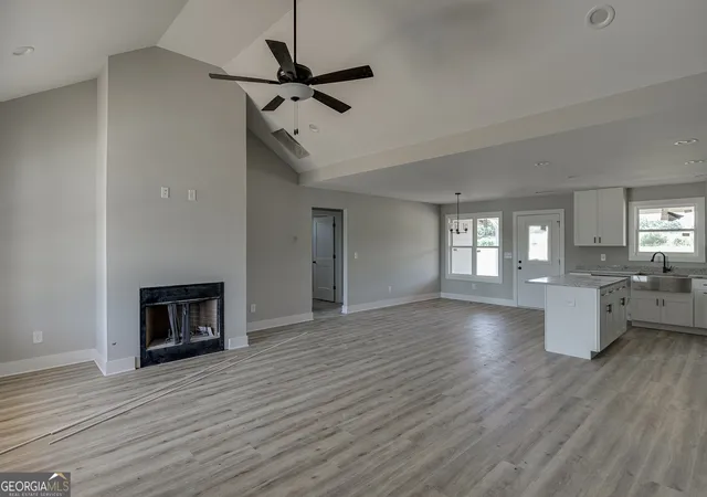 4th image of 102 Creek Stone Dr #15, Hartwell, GA 30643 | MLS# 10805184