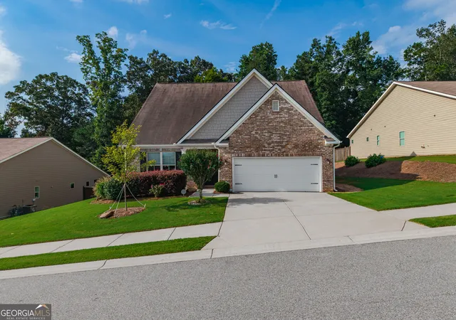 Photo 1 of Single family home for sale at 121 Rolling Hills Pl, Canton, GA 30114 | MLS# 10826177 | Listing updated on 2026-09-17