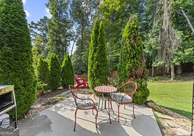 Photo 3 of Single family home for sale at 121 Rolling Hills Pl, Canton, GA 30114 | MLS# 10826177 | Listing updated on 2026-10-23