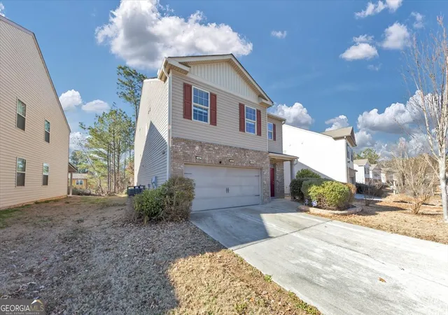 Photo 2 of Single family home for sale at 2896 S Hills, Riverdale, GA 30296 | MLS# 10688769 | Listing updated on 2026-04-16