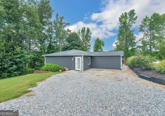 3rd image of 531 Parker Rd, Covington, GA 30014 | MLS# 10813387