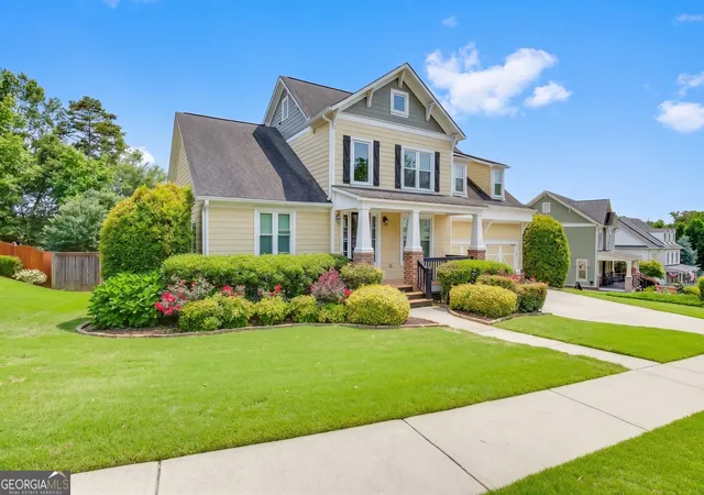 3rd image of 6201 Grand Reunion Dr, Hoschton, GA 30548 | MLS# 10793459