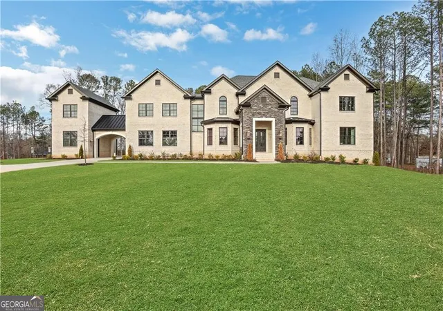 1st image of 15794 Thompson Rd, Alpharetta, GA 30004 | MLS# 10798635