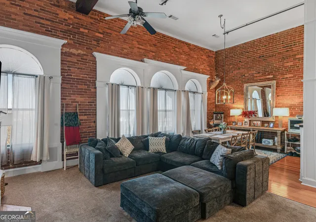4th image of 102 N Hill St #302, Griffin, GA 30223 | MLS# 10816238