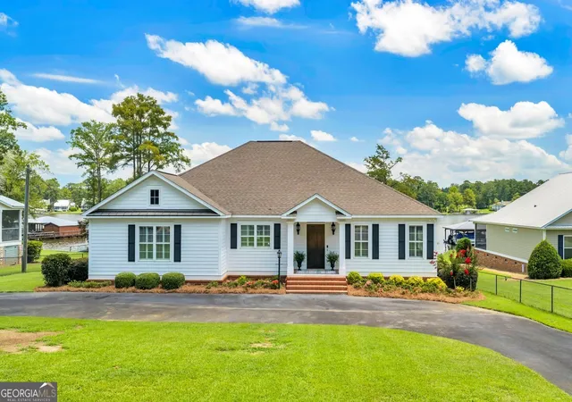 Homes for sale in Warwick, GA | 387 Smoak Bridge Cir, Warwick, GA 31796 | MLS# 10798298