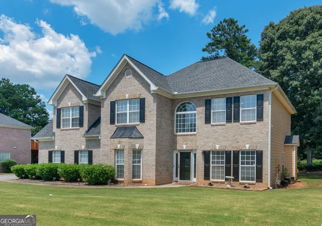 Photo 3 of Single family home for sale at 1224 Saxony Dr Se, Conyers, GA 30013 | MLS# 10828911 | Listing updated on 2026-09-04