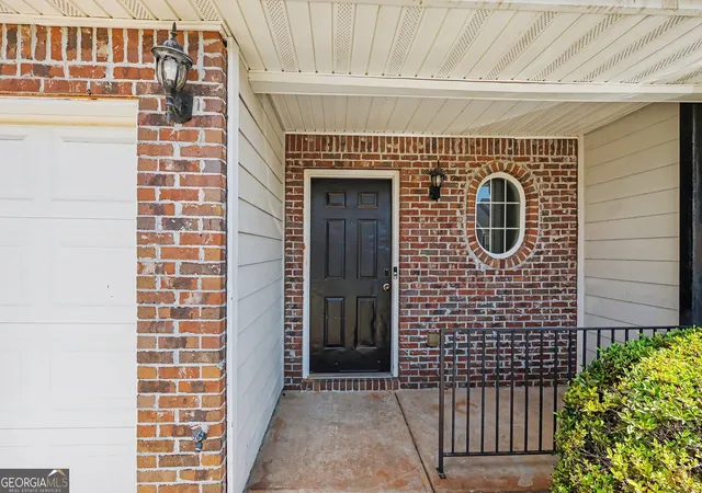 2nd image of 664 Georgetown Ct, Jonesboro, GA 30236 | MLS# 10802347