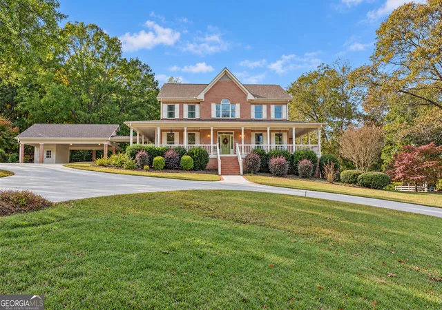 Photo 1 of Single family home for sale at 92 Cedar Valley Trl W, Winder, GA 30680 | MLS# 10880892 | Listing updated on 2026-10-30
