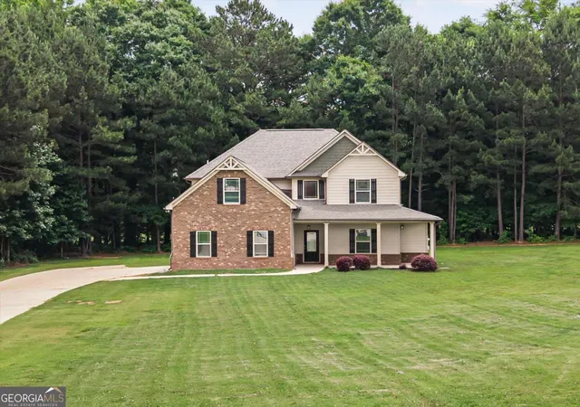 2nd image of 525 Trousseau Ln, Mcdonough, GA 30252 | MLS# 10781127