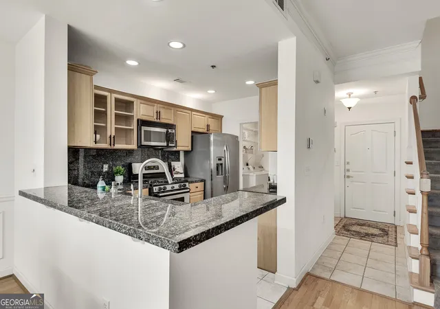 Photo 4 of Condo for sale at 850 Piedmont Ave NE #3306, Atlanta, GA 30308 | MLS# 10688500 | Listing updated on 2026-08-08