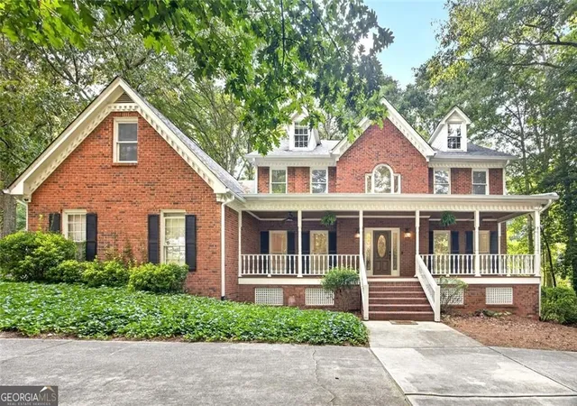 Photo 3 of Single family home for sale at 1211 Bridgewater Walk, Snellville, GA 30078 | MLS# 10815348 | Listing updated on 2026-09-16