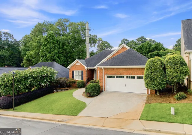 Photo 3 of Single family home for sale at 112 Vinings Dr Se, Rome, GA 30161 | MLS# 10810601 | Listing updated on 2026-09-05