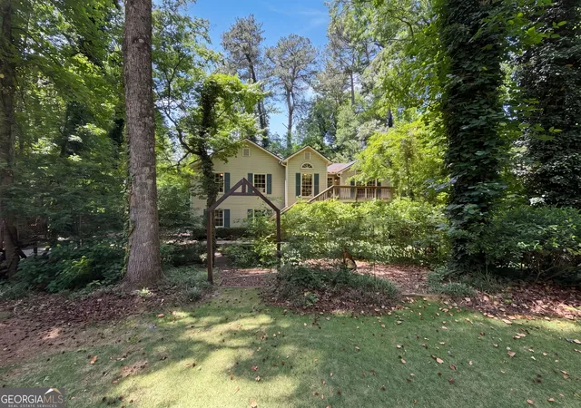 Single family home for sale at 2623 Wellington Dr, Marietta, GA 30062 | MLS# 10765716