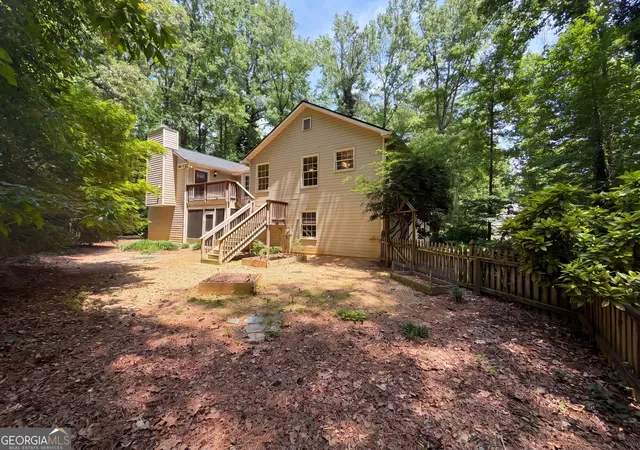 Photo 4 of Single family home for sale at 2623 Wellington Dr, Marietta, GA 30062 | MLS# 10765716 | Listing updated on 2026-10-17